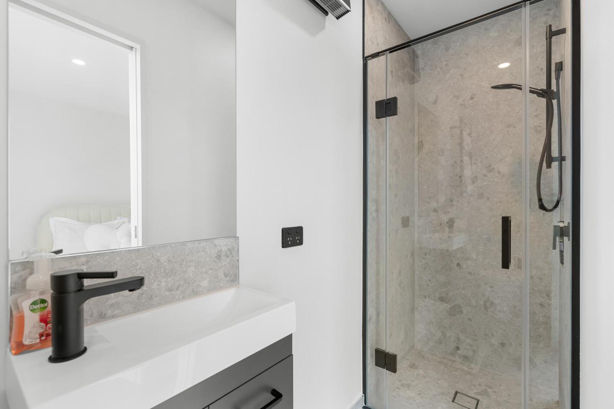 Modern Luxury Suite Near Cbd 3Bed 2Bath Christchurch Esterno foto